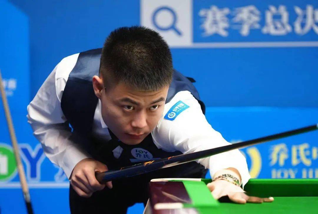 球迷们不禁 球迷们不禁