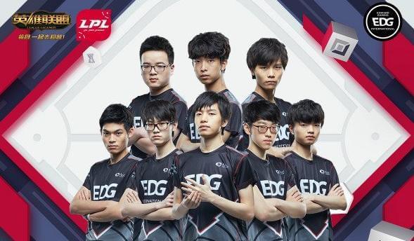 扶持青少年 扶持青少年