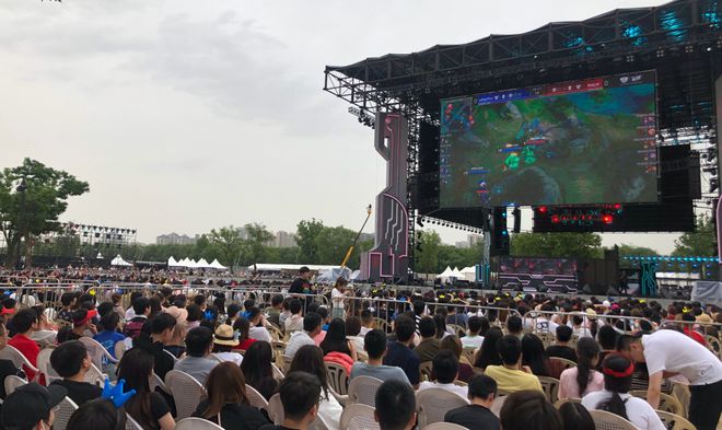 面前的全红 面前的全红