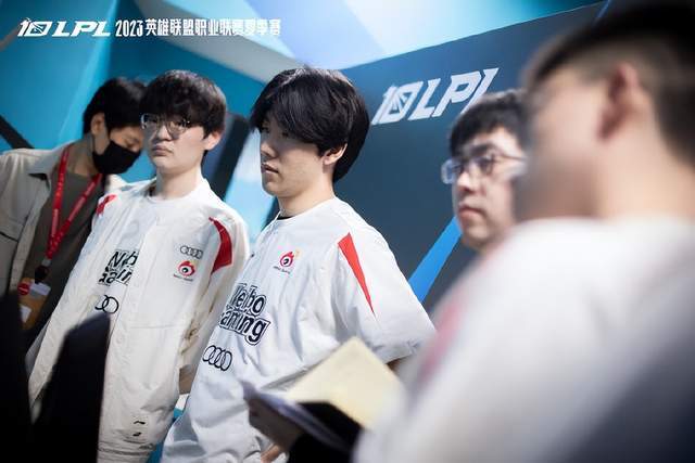 保持耐心是 保持耐心是