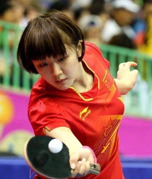 他巧妙地利 他巧妙地利