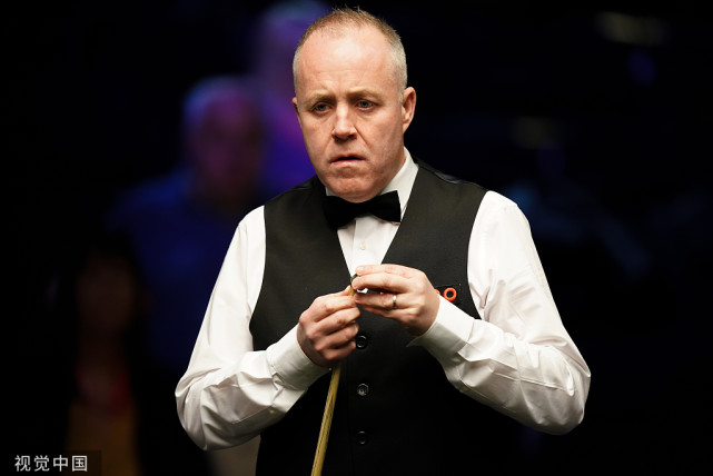 他巧妙地利 他巧妙地利