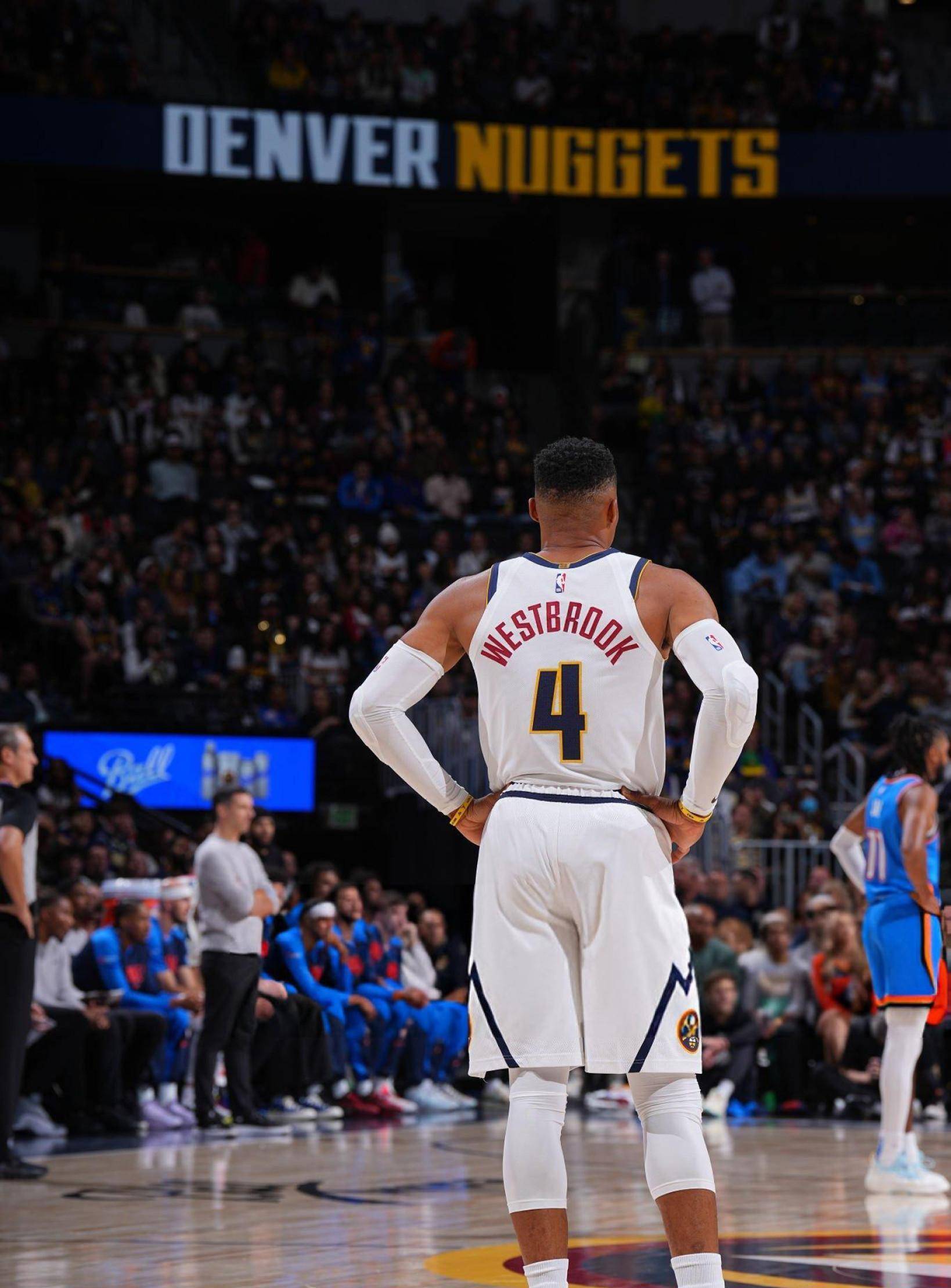 同等强度的 同等强度的