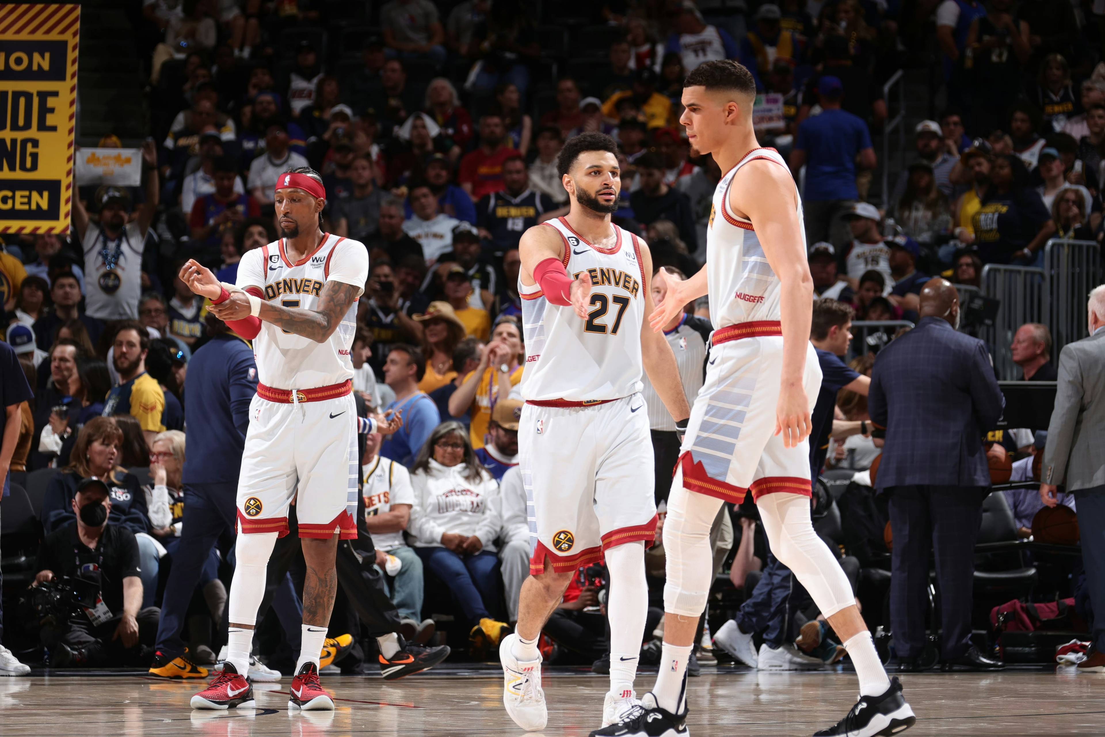 对左打者 对左打者