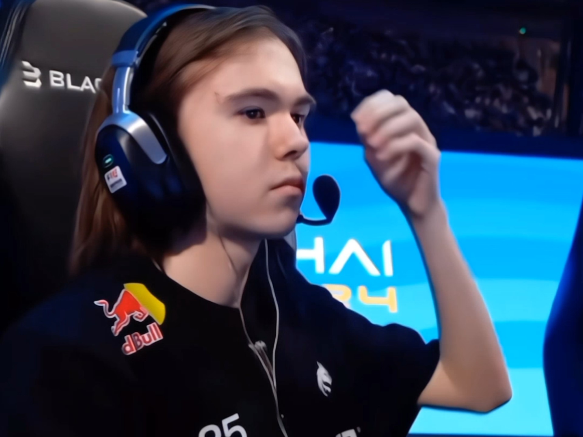 制造挥空 制造挥空